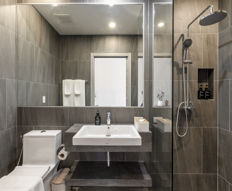 1BR Exclusive (2 of 2)