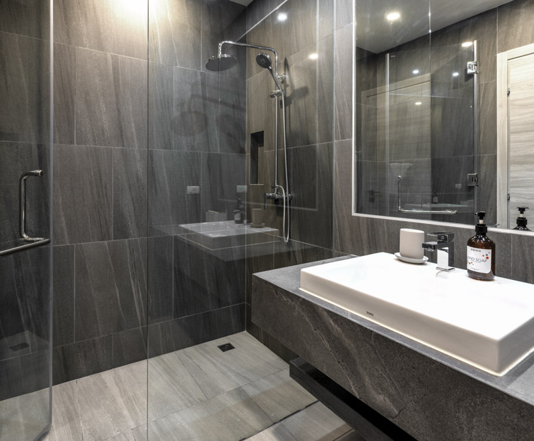 1BR Space City Virw 780 (5 of 8)